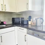 Bavaria Home: Terrasse, Küche, Netflix