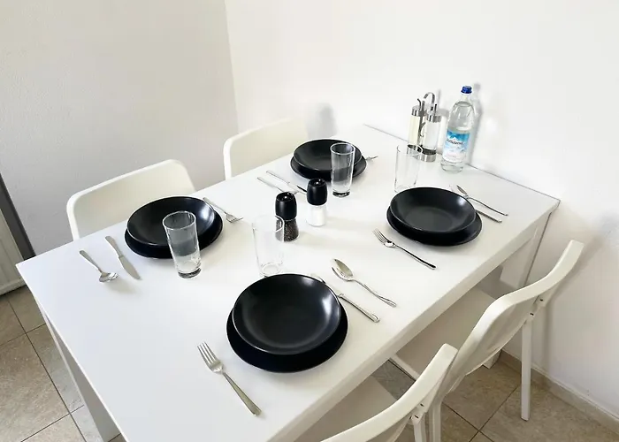 Bavaria Home: Terrasse, Kueche, Netflix דירה